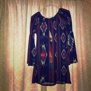 PRICE DROP!!!!🎉Win Win Tunic Top with Aztec Print